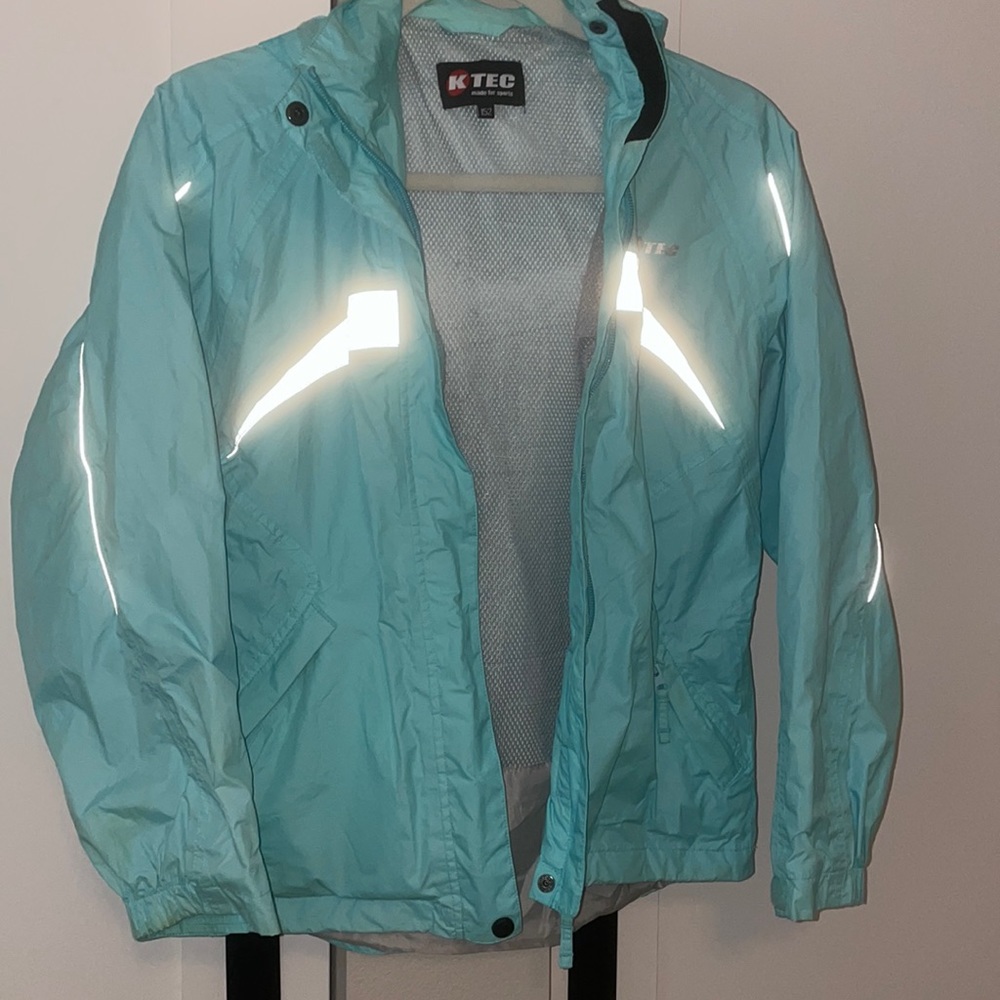Windbreaker blue